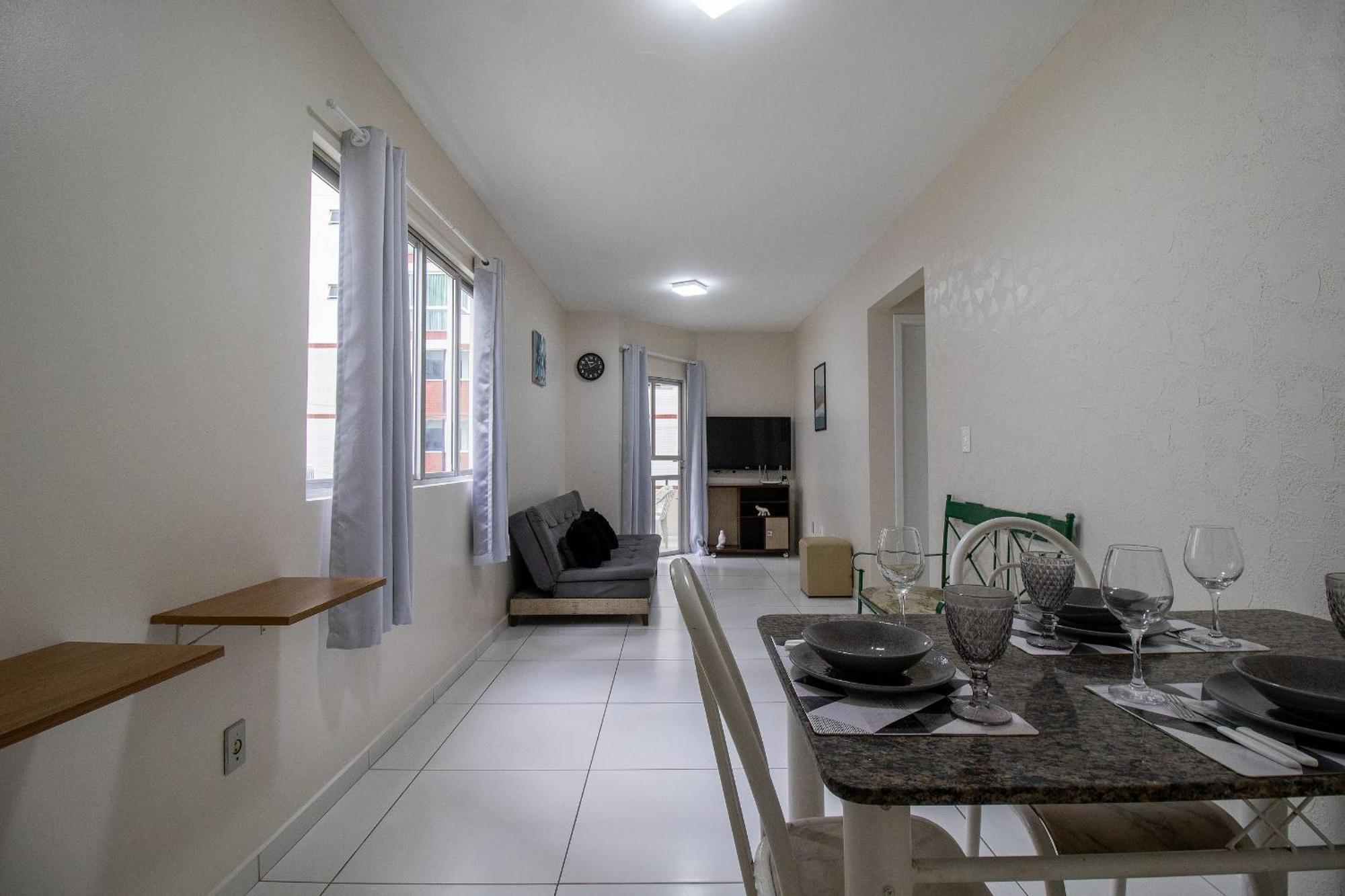 Mzt21 - Quadra Mar, Sacada, 2 Dorm Climatizados Apartamento *